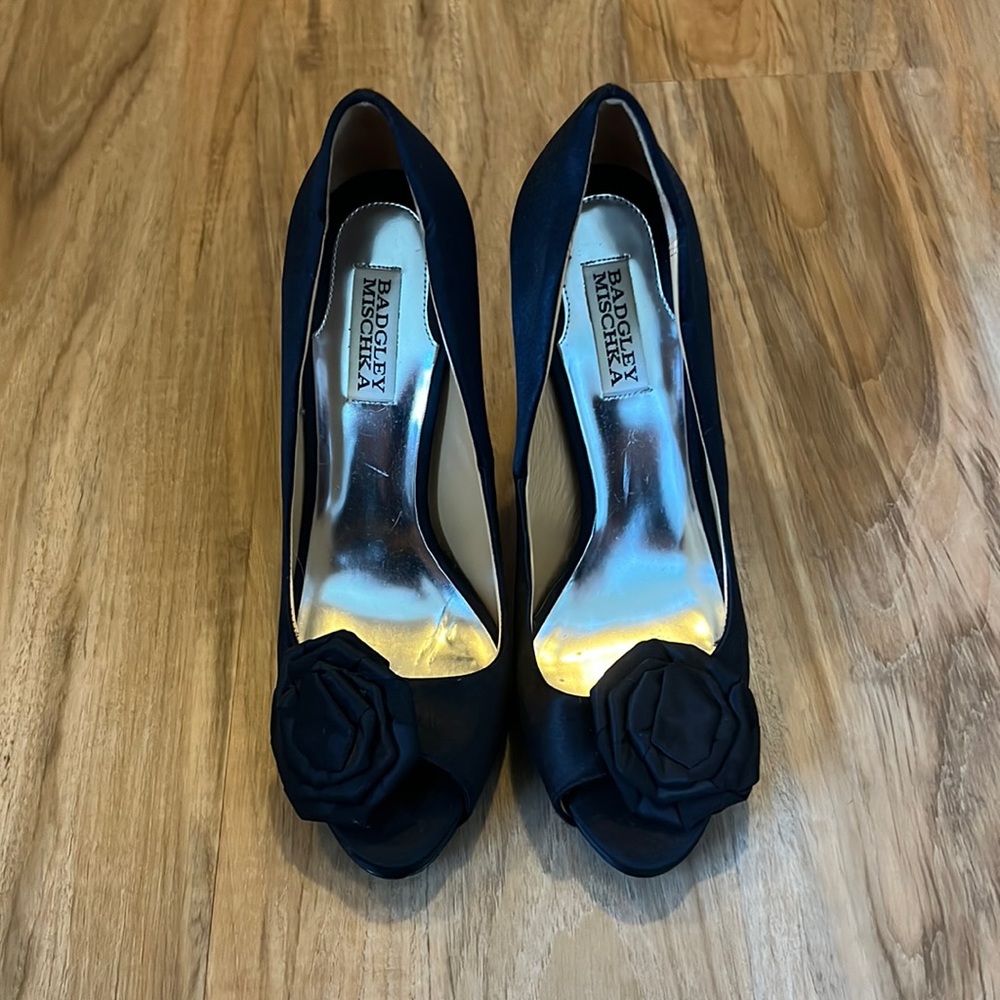 Badgley Mischa Peep Toe Heels w/floral detail
